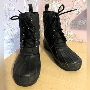 Black Sperry waterproof rubber boots